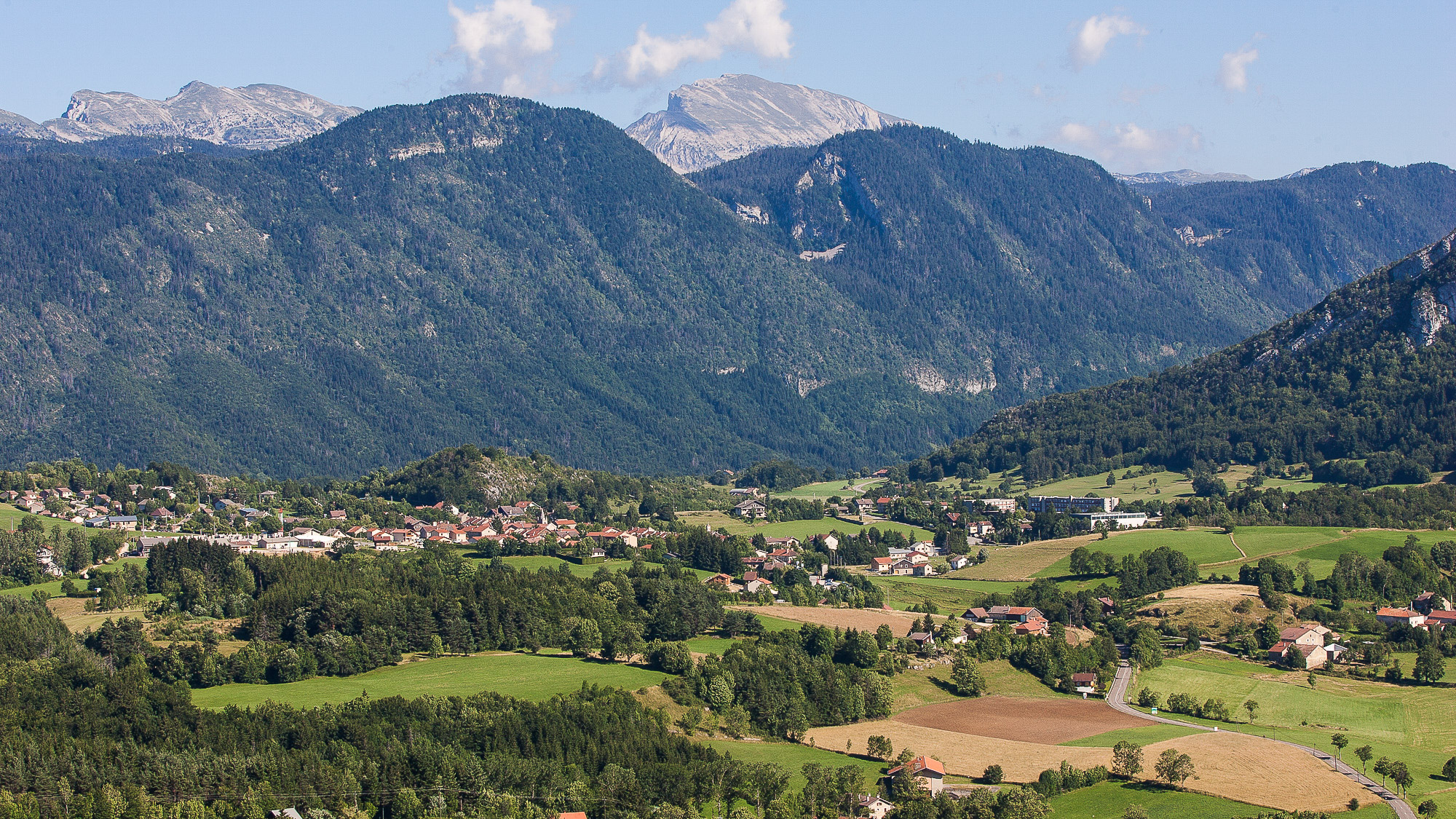 Le village de La Chapelle-en-Vercors - photo Lionel PASCALE - LADROMETOURISME