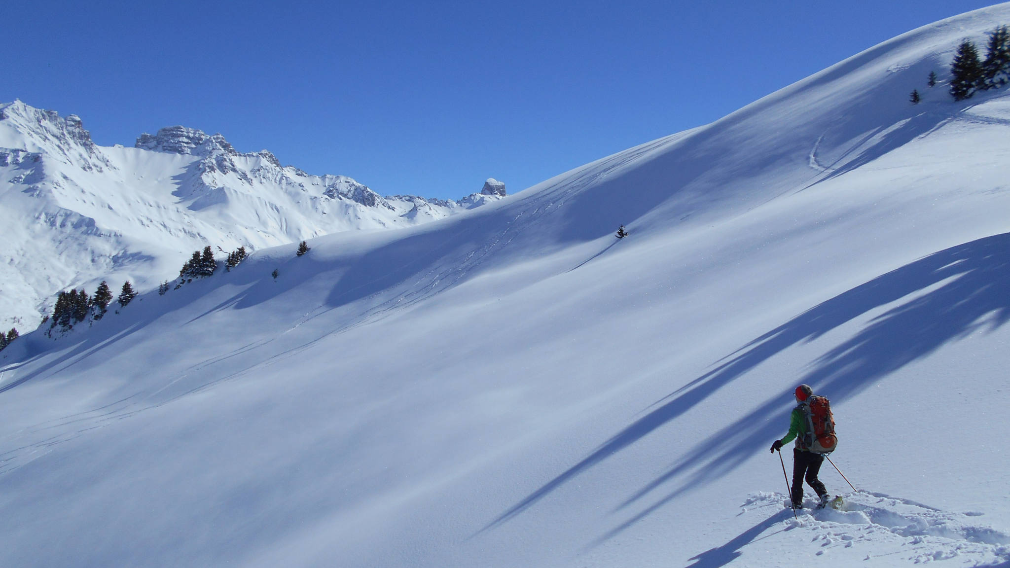Poudreuse magnifique et la célèbre Pierra Menta en fond !