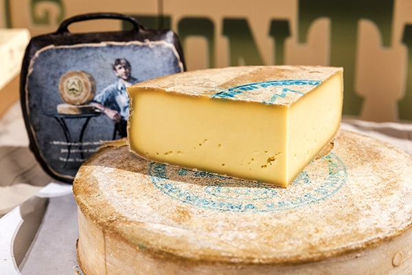 La Fontine, fromage traditionnel du Val d'Aoste