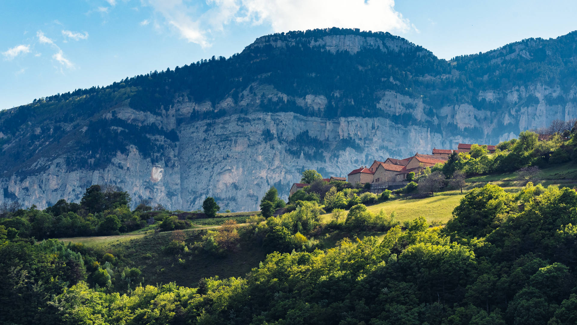 Le village de Bénevise dans le Vercors