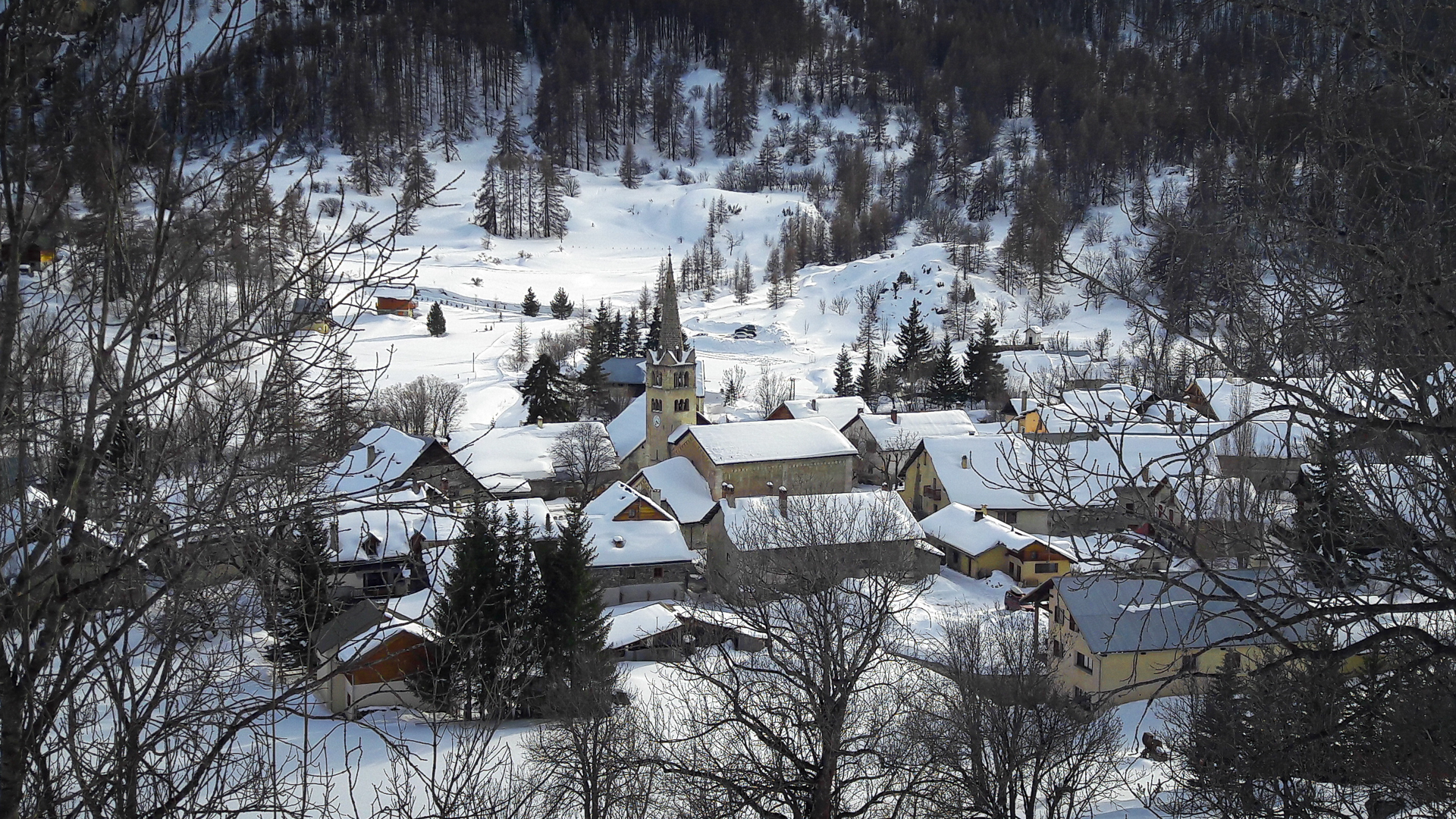 village dans la Clarée