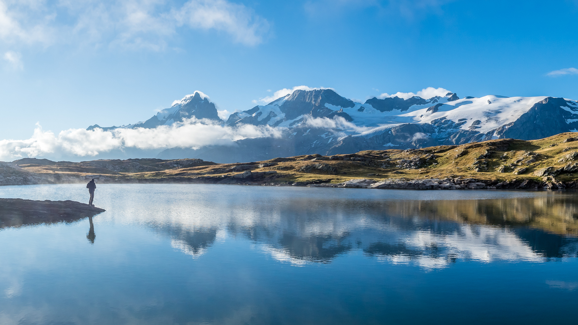 Vue sur le massif des Écrins depuis le plateau d'Emparis