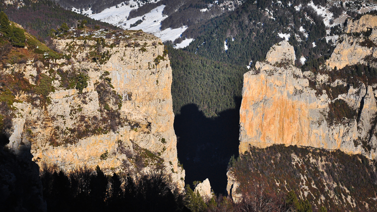 Le rocher de Combeau à l'entrée des Hauts-Plateaux du Vercors