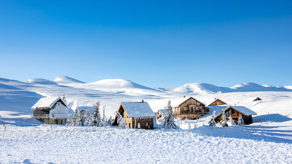 les chalets givrés de Font d'Urle dans le Vercors