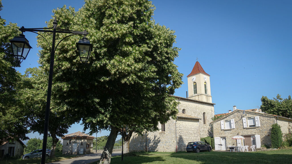 L'église de Lesches en Diois