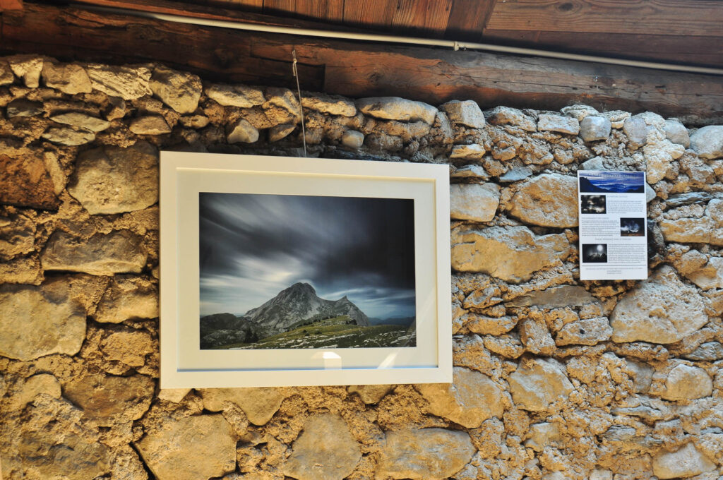 cadre de l'exposition photos sur le Vercors de S et M Booth