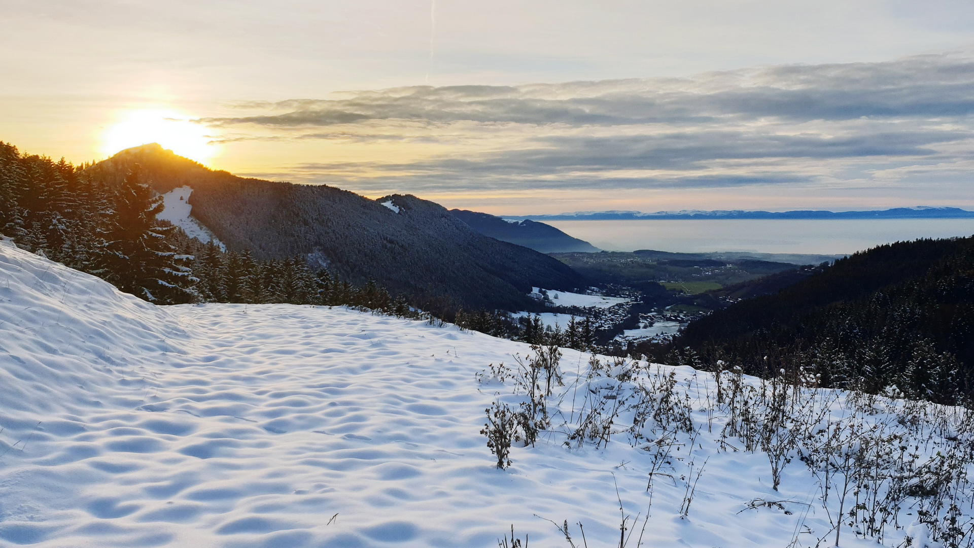 Coucher de soleil et vue sur le Lac Léman