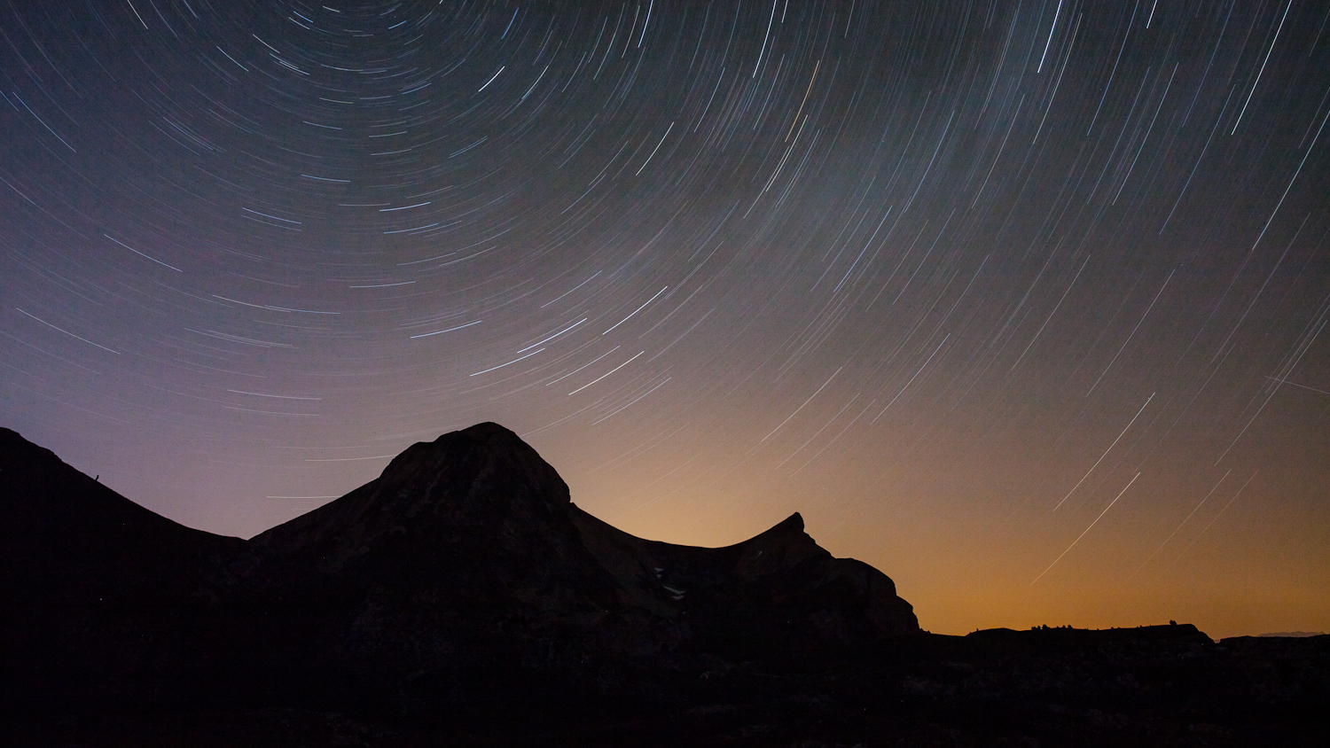 Le Grand Veymont sous les étoiles dans le Vercors