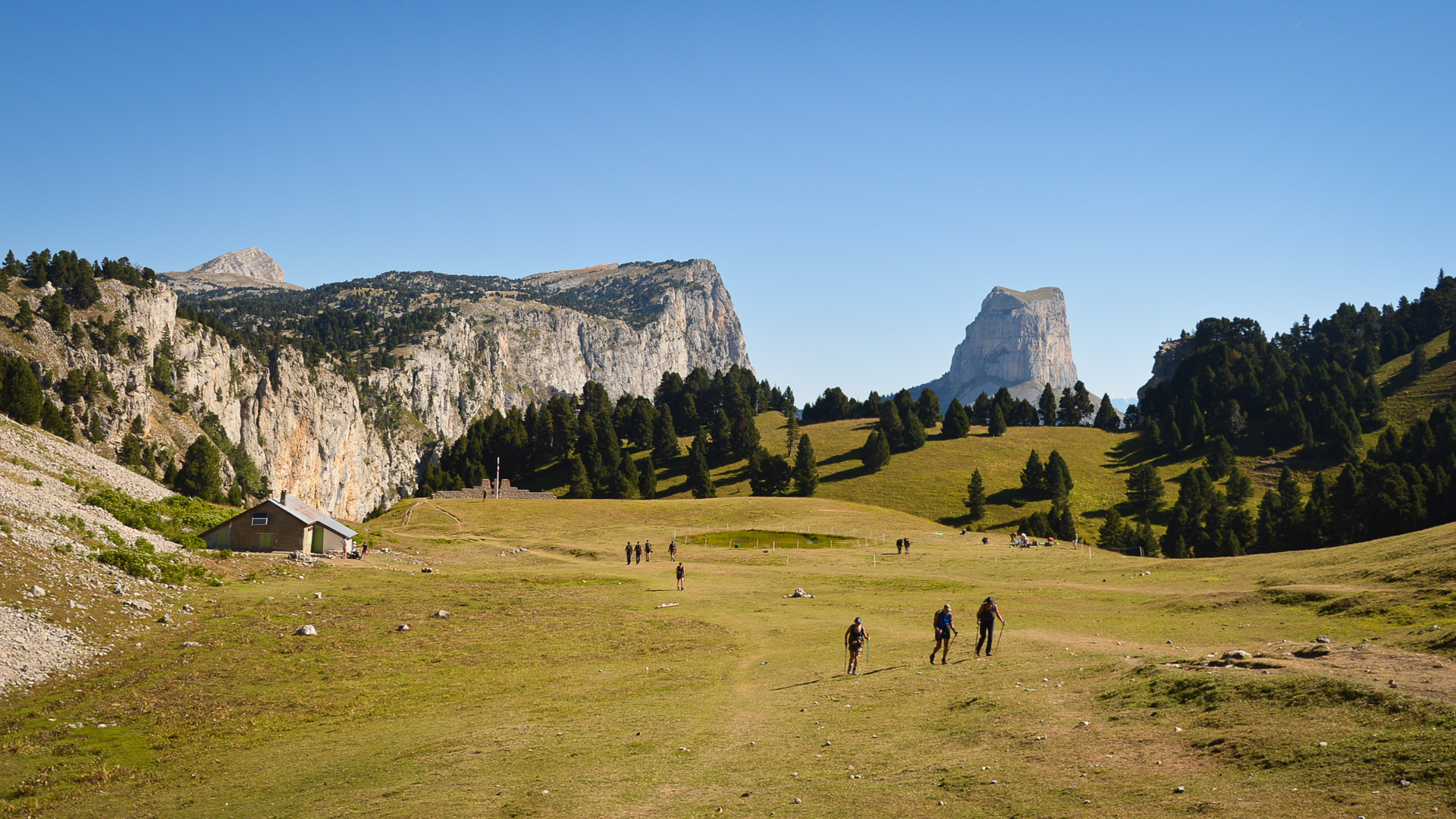 randonnée autour du Mont Aiguille dans le Vercors