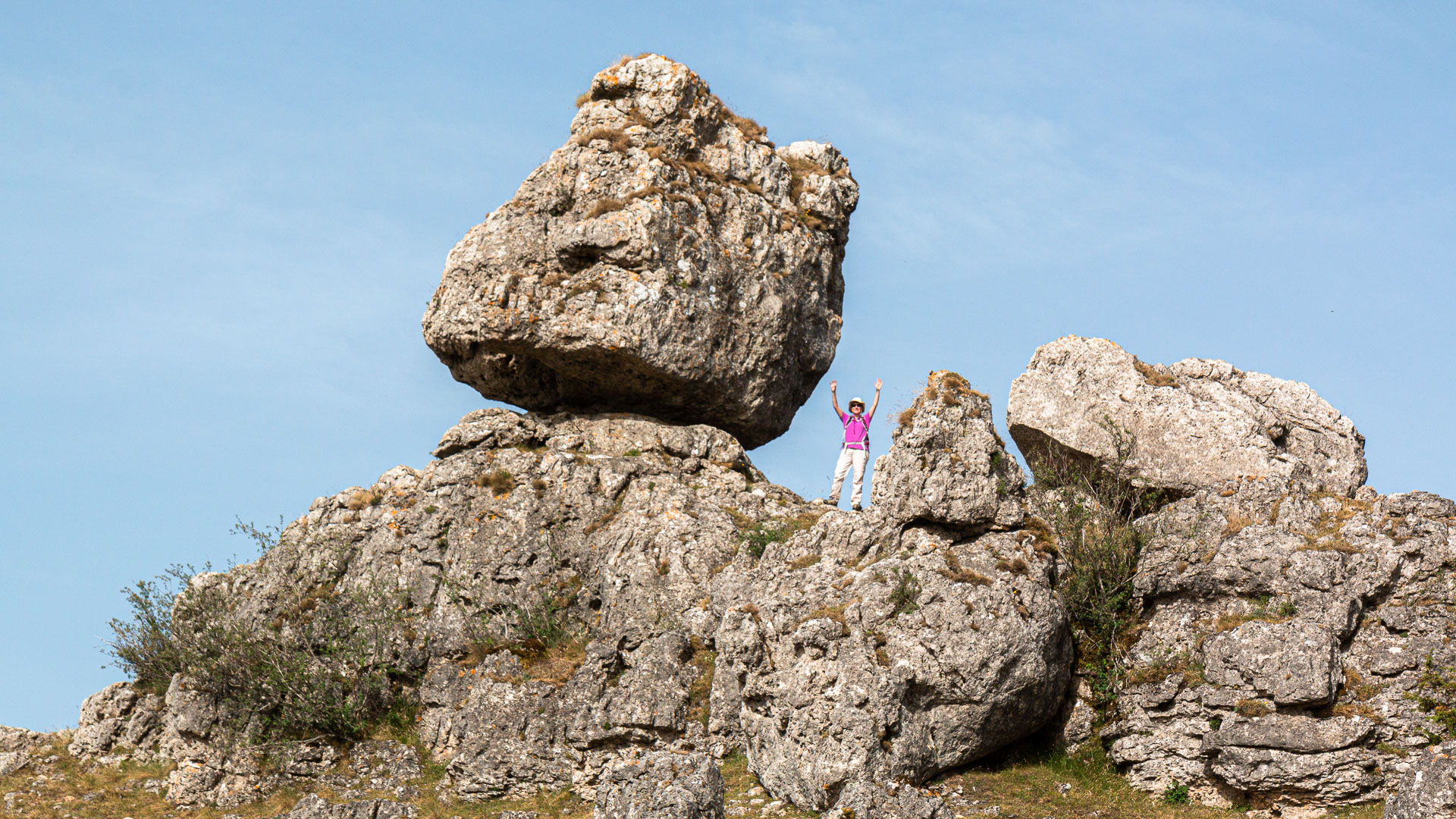 Randonnée dans le chaos de Nîmes-le-vieux sur le causse Méjean